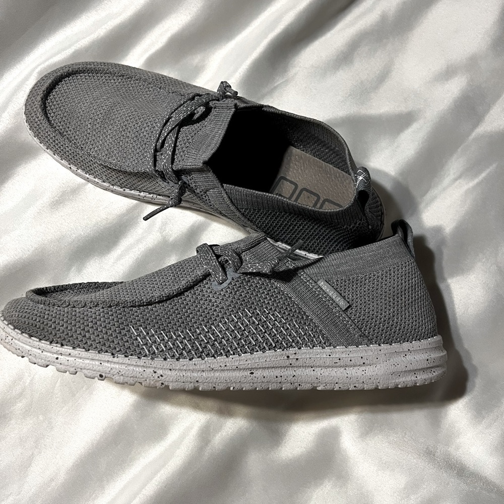 Hey Dude Wendy Halo Shoes in Grey Size 9